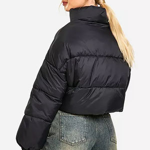 Chaqueta acolchada extragrande de alta calidad con logo impreso personalizado para mujer, ropa informal, chaqueta de burbujas estilo hip hop, cálida y acolchada con algodón. - Product Image 3