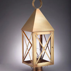 Candelabro colgante de latón con gancho de cadena y toque étnico diseñado para eventos tradicionales o configuraciones de decoración vintage - Product Image 1