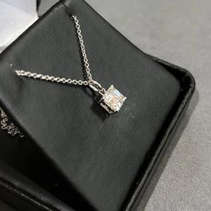 สร้อยคอจี้เพชรทรง Asscher ยอดนิยม ได้รับการรับรองจาก IGI เพชรเพาะเลี้ยงในห้องปฏิบัติการ พร้อมตัวเรือนทองคำแท้ 14k เครื่องประดับชั้นดีสำหรับผู้หญิง - Product Image 4