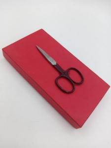 Tijeras para Cejas de Alta Calidad con Recubrimiento en Polvo, Hoja Recta, Punta Afilada, Acero Inoxidable, con su Propio Logotipo Personalizado - Product Image 4