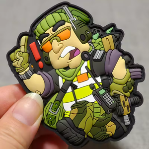 Parche de goma de PVC suave, insignia de diseño personalizado para ropa de moda, equipo táctico o promociones de marca - Product Image 5