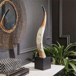 Cuerno vikingo festivo para beber hecho a mano para hidromiel y cerveza perfecto para fiestas navideñas y alegrías navideñas - Product Image 1