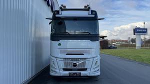 Camion VOLVO (FH Aero 500TC) d'occasion de bonne qualité, modèle 2024, 41 629 km, 368 kW (500 ch), transmission automatique - Product Image 3