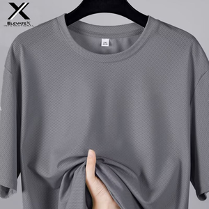 เสื้อยืดผู้ชายสั่งทำขายส่ง ผ้าไมโครไฟเบอร์ 100% โพลีเอสเตอร์ตาข่าย แขนสั้น แห้งเร็ว ทรงปกติ คุณภาพสูง สวมใส่สบาย - Product Image 5