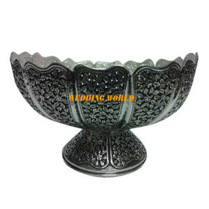 Ensemble de deux bols à chocolat en métal, taille personnalisée, faits à la main, bol à bonbons classique, élégant, décoratif, bol à chocolat en métal de luxe - Product Image 2