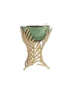 Bol de service en métal au design le plus attrayant avec socle de designer doré Bol de service pour la décoration de mariage - Product Image 1