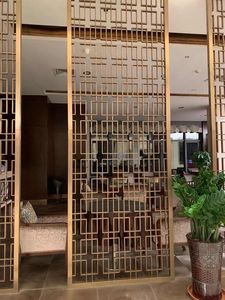 Partición de pared de metal moderna para el divisor de espacio interior del hogar con un diseño elegante adecuado para la decoración de la Oficina o el pasillo - Product Image 4