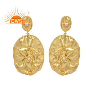 Pendientes colgantes de perlas naturales chapados en oro de 18 quilates de ley más vendidos Fabricante de joyería fina Demi - Product Image 1