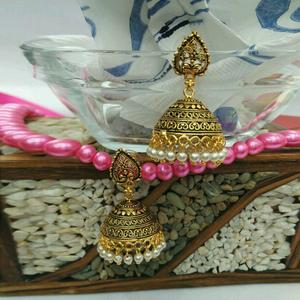 Kriaa Gold-Plated Jhumki <b>Earrings</b> <b>Pearl</b> <b>Drop</b> on Zinc Alloy 1308501 - Product Image 1