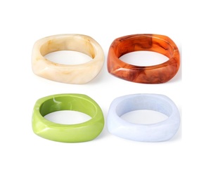 Anneaux de serviette en résine faits à la main élégants Durables Écologiques Vaisselle moderne Ensemble cadeau décoratif de qualité supérieure pour les fêtes - Product Image 2