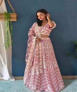 Prix de gros coton lourd feuille de soie impression Lehenga Choli beau vêtement ethnique Dupatta indien pakistanais tenue de réception - Product Image 5