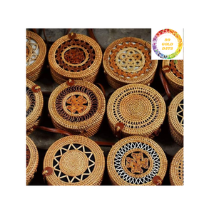 Bolsa de ratán de alta calidad hecha a mano en Vietnam Ideal para playa y ropa de viaje - Product Image 5