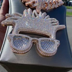 Colgante de hip hop personalizado de plata esterlina 925 exclusivo con brillante redondo de laboratorio y diamante de corte baguette helado - Product Image 3