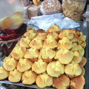 Gâteau aux œufs Banh Thuan de qualité supérieure, collation vietnamienne authentique, Mme Sophie - Product Image 2