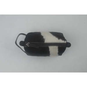 Large Capacity Cowhide <b>Makeup</b> Organizer Bag Eco-Friendly Hanging Cosmetic <b>Case</b> with Custom Logo - Product Image 1
