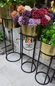 Jardinières murales martelées en fer personnalisables de vente chaude avec finition unique sur support pour la décoration de mariage - Product Image 3