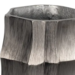 Jarrón de Flores de Metal Hecho a Mano de Tendencia para Decoración de Bodas y Eventos, Diseñador para Aniversario, Jarrón de Metal Zahid Exports - Product Image 2