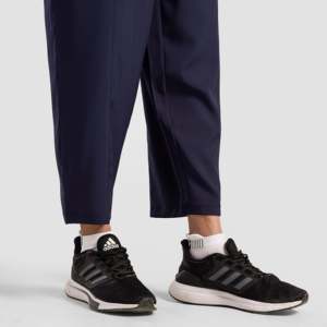 Pantalones de Deporte Color Azul Marino para Entrenamiento y Fitness - Product Image 5