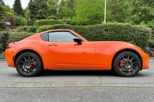 รถมือสองสภาพดีเยี่ยม Mazda MX-5 Miata RF รุ่นฉลองครบรอบ 30 ปี ปี 2019 - Product Image 6