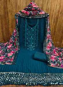 Nouvelle robe matériel costume pour top foux jorjet broderie avec travail manuel avec broderie en organza Dupatta - Product Image 3