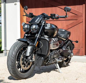 COMO NUEVO - LISTO PARA CONDUCIR - TRIUMPH ROCKET 3 TFC 2020 DE UN SOLO TITULAR - Product Image 1