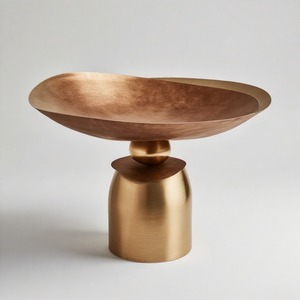 PrinceDip Gold Bowl Regal Heirloom Luxe Cuenco de servicio de latón antiguo hecho a mano con intrincados grabados reales y acabado vintage - Product Image 1