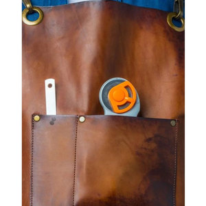 Delantales de cuero a prueba de aceite de la mejor calidad y precios baratos/delantales de cocina transpirables de servicio OEM hechos con cuero genuino - Product Image 3