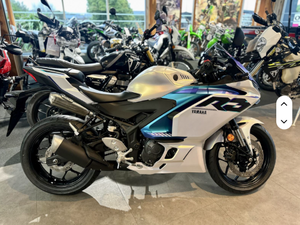 Prêt à Expédier NOUVEAU STOCK 2025 YZF-R3 321cc 6 Vitesses Manuelle - Product Image 2