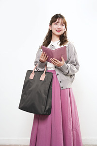 Casual for <b>Pink</b> Tsuletette Paper <b>Fan</b> with Button Closure 2-Way Tote Bag - Product Image 2