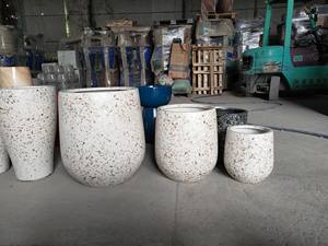 [Leo Nguyen Le] - Pot de fleurs en terrazzo de fibre de verre pour extérieur, jardinières en granit - Pots rectangulaires pour la maison, provenant d'un fournisseur vietnamien - Product Image 2
