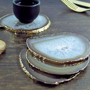 Ensemble de sous-verres en résine durable, réutilisables et décoratifs pour hôtels, cafés et usage domestique - Product Image 1