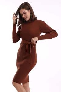 Robe en tricot à col rond pour femmes manches longues ceinture chaude et flexible détail haute qualité hiver nouvelle mode personnalisable services OEM - Product Image 4