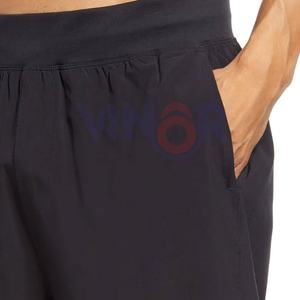 Short de gymnastique léger de haute qualité pour hommes haut tendance Style décontracté avec logo personnalisé tissu de toile de couleur unie - Product Image 4