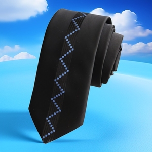 Exve Exclusivo Azul y Zigzag Patrón Personalizado Panel Delgado Corbata de Moda Hecho en Turquía - Product Image 1