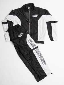 Ensembles personnalisés pour hommes Deux pièces Impression DTG personnalisée Jogging deux pièces en nylon zippé Ensemble court et short coupe-vent Short et veste de survêtement - Product Image 2