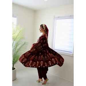 Robe de mariée vintage afghane Kuchi en jamawar de couleur rouge foncé et dorée, nouvelle arrivée, dernière tendance, vente chaude, avec dentelle, en solde - Product Image 6