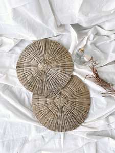 Wholesale Price Seagrass Placemats Coasters Handwoven Eco-Friendly Vintage Round Kitchen Wedding Party Table <b>Dinner</b> Decor - Product Image 6