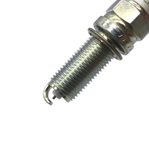 Bujía de Motor de Calidad Japonesa NGK LKR7BGP-S/97390 Compatible con Vehículos Jeep, Repuesto Original para Automóviles - Product Image 6