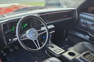 Chevrolet El Camino d'occasion de 1986 en excellent état, prêt à être expédié - Product Image 2