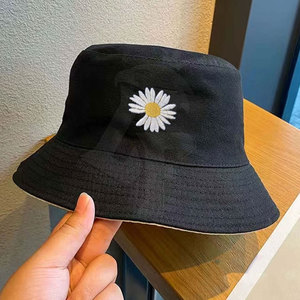 Meilleur prix et à la mode avec des chapeaux seau brodés légers parfaits pour les journées ensoleillées et les aventures - Product Image 1