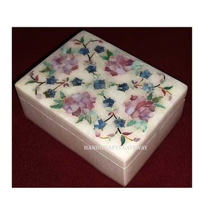 Boîtes en marbre antiques avec incrustations de nacre, prix exclusif - Product Image 1