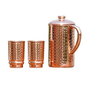 Combinación de jarra de cobre y vidrio Vasos exclusivos hechos a mano para interiores de comedor modernos y uso diario saludable - Product Image 6