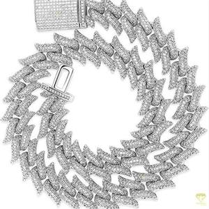 Collier en diamant de laboratoire glacé de qualité supérieure pour hommes Bijoux Hip Hop audacieux et élégants Parfait pour Clubwear - Product Image 3