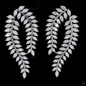 Magnifiques boucles d'oreilles en diamant naturel de 11,47 carats pour femmes en or blanc 14 carats, bijoux de luxe faits à la main - Product Image 1