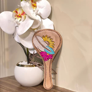 Espejo de mano de maquillaje de cuero con estilo occidental, espejo de bolsillo de diseñador Floral múltiple Vintage, accesorio de regalos de viaje perfecto - Product Image 2