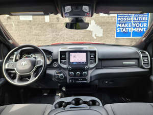 Camioneta RAMM 2500 Big Horn 2024 Usada en Excelentes Condiciones - Product Image 2