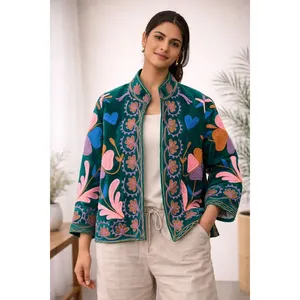 Veste en velours Suzani chic et professionnelle, légère, réversible, respirante, confortable, broderie à la main, printemps - Product Image 1