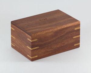 Classical <b>Wooden</b> Gift <b>Boxes</b> Walnut Wood Packaging Box <b>with</b> <b>Lid</b> Custom <b>Wooden</b> <b>Boxes</b> <b>with</b> Hinged <b>Lid</b> - Product Image 2