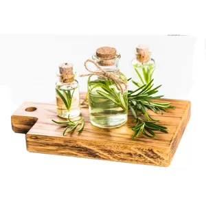 100% Natural and Pure Rosemary Essential Oil for Wild Hair Growth Oil at Factory Direct Selling Wholesale Bulk for Bulk Buyers