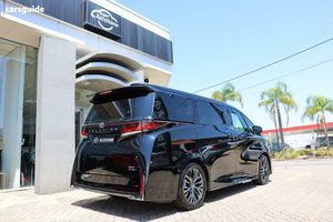 Ligeramente usado en buenas condiciones 2024 Toyota Vellfire - Product Image 2